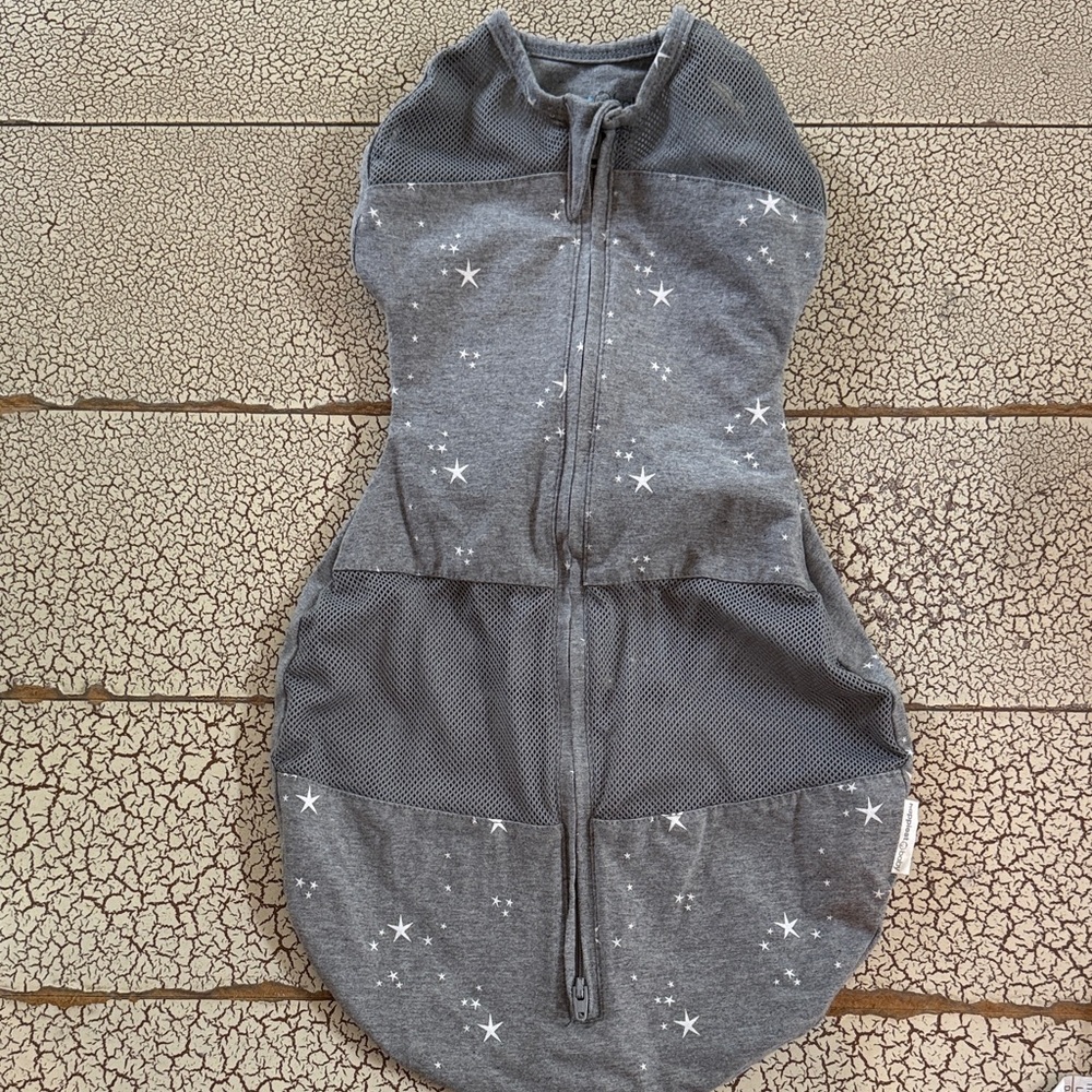 Happiest Sleepea Baby Gray Swaddle